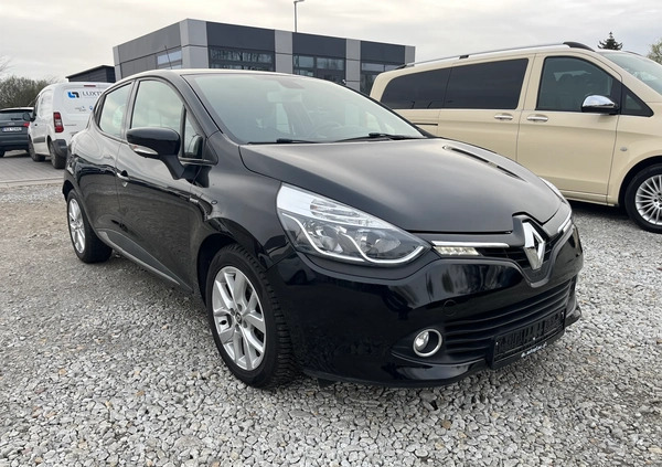 Renault Clio cena 34000 przebieg: 145300, rok produkcji 2015 z Radzymin małe 232